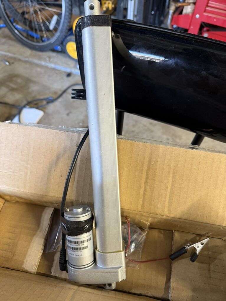 12 Volt Electric Actuator