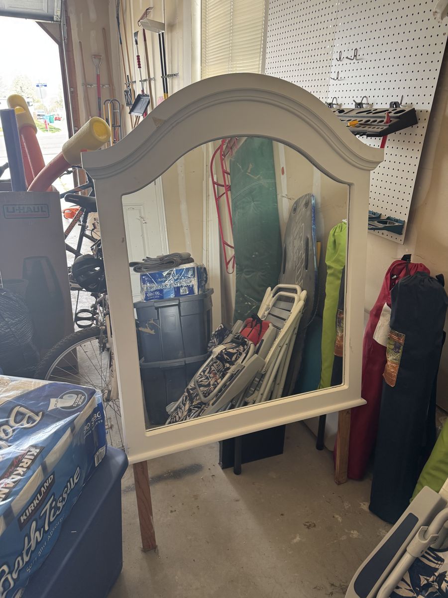 FREE MIRROR