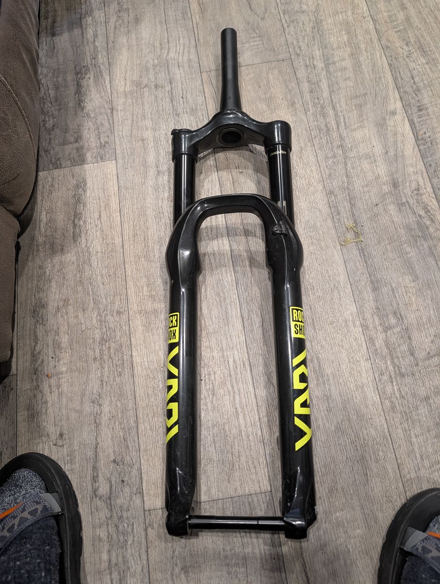 RockShox Yari RC DebonAir Fork – 29” / Boost – Great for Enduro or E-MTB