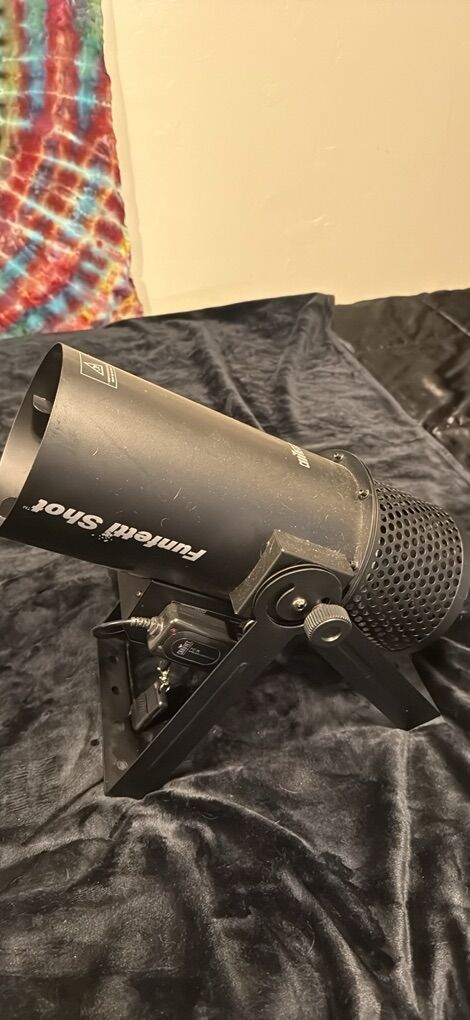 Chauvet DJ Funfetti Shot Cannon