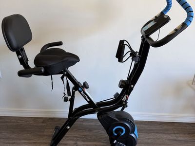 Birdfeel Recumbent Exercise Bike - Foldable Stationary Cycle with Resistance Bands & Digital Monitor