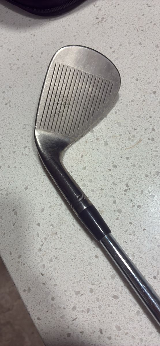 Titleist Vokey SM9 54-Degree Wedge with  custom Golf Pride Grip