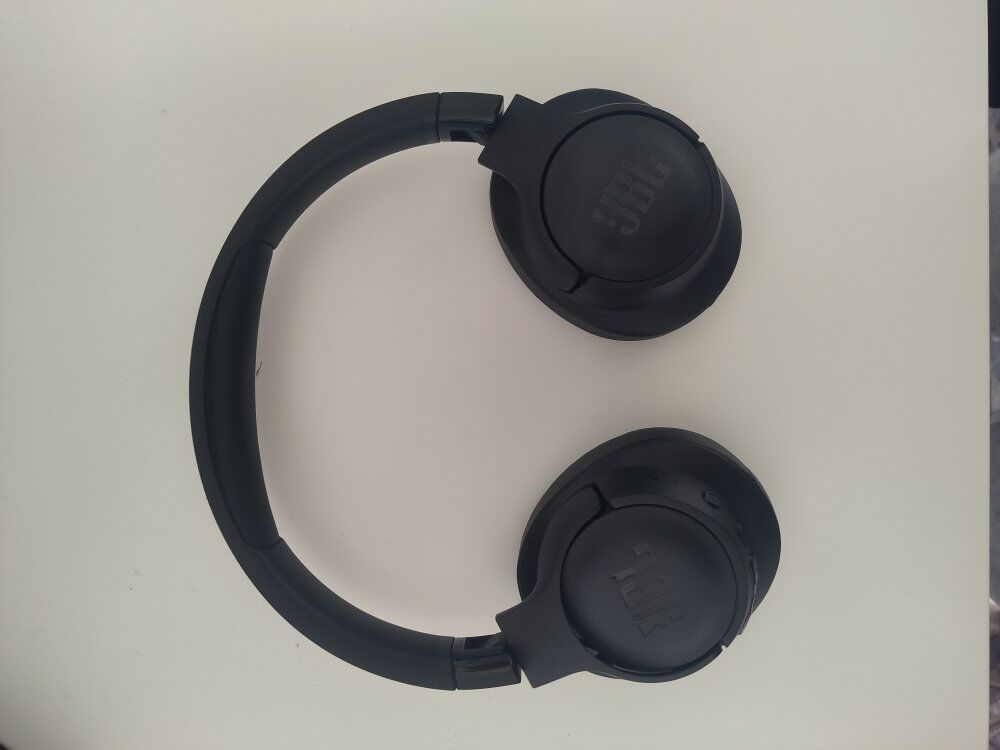 JBL headphones