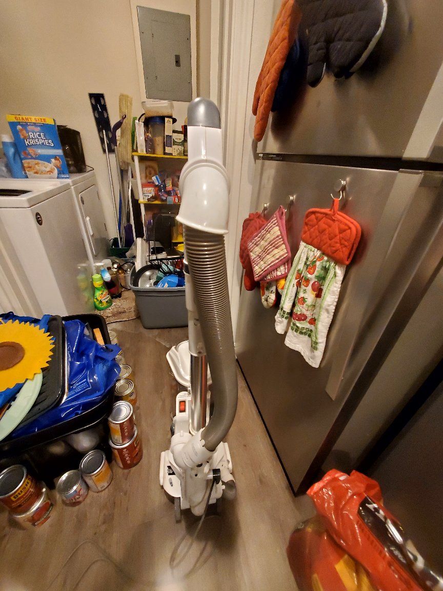 Main image 3