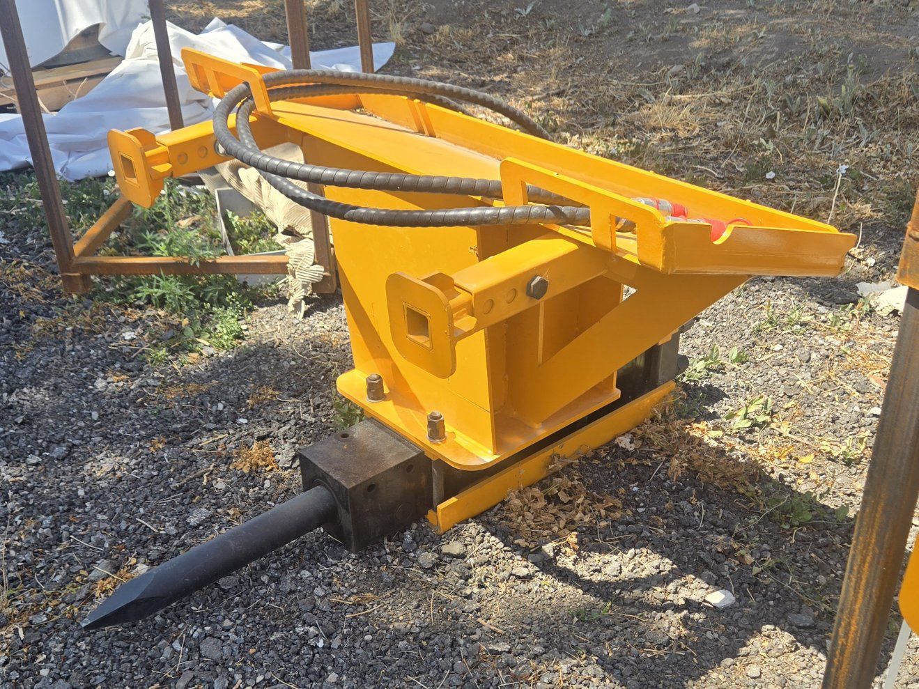 NEW Giyi 680 Concrete Breaker / Hammer (Skid Steer)
