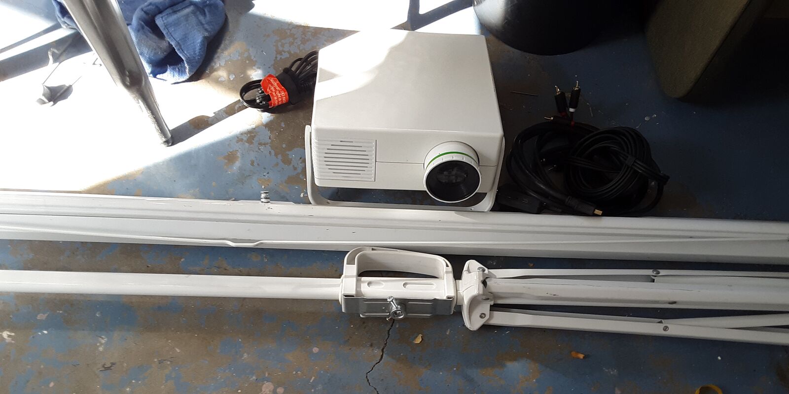 48×96 out door movie screen and projector