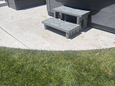 Gray 2-Step Hot Tub Stairs - 32" Wide with Non-Slip Treads