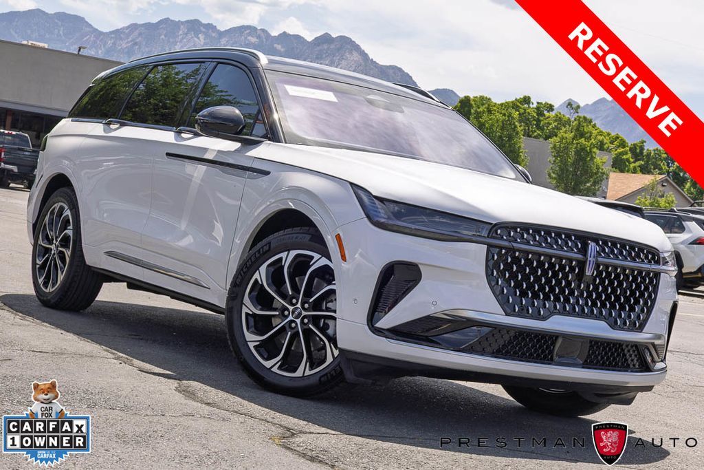 2024 Lincoln Nautilus Hybrid Reserve