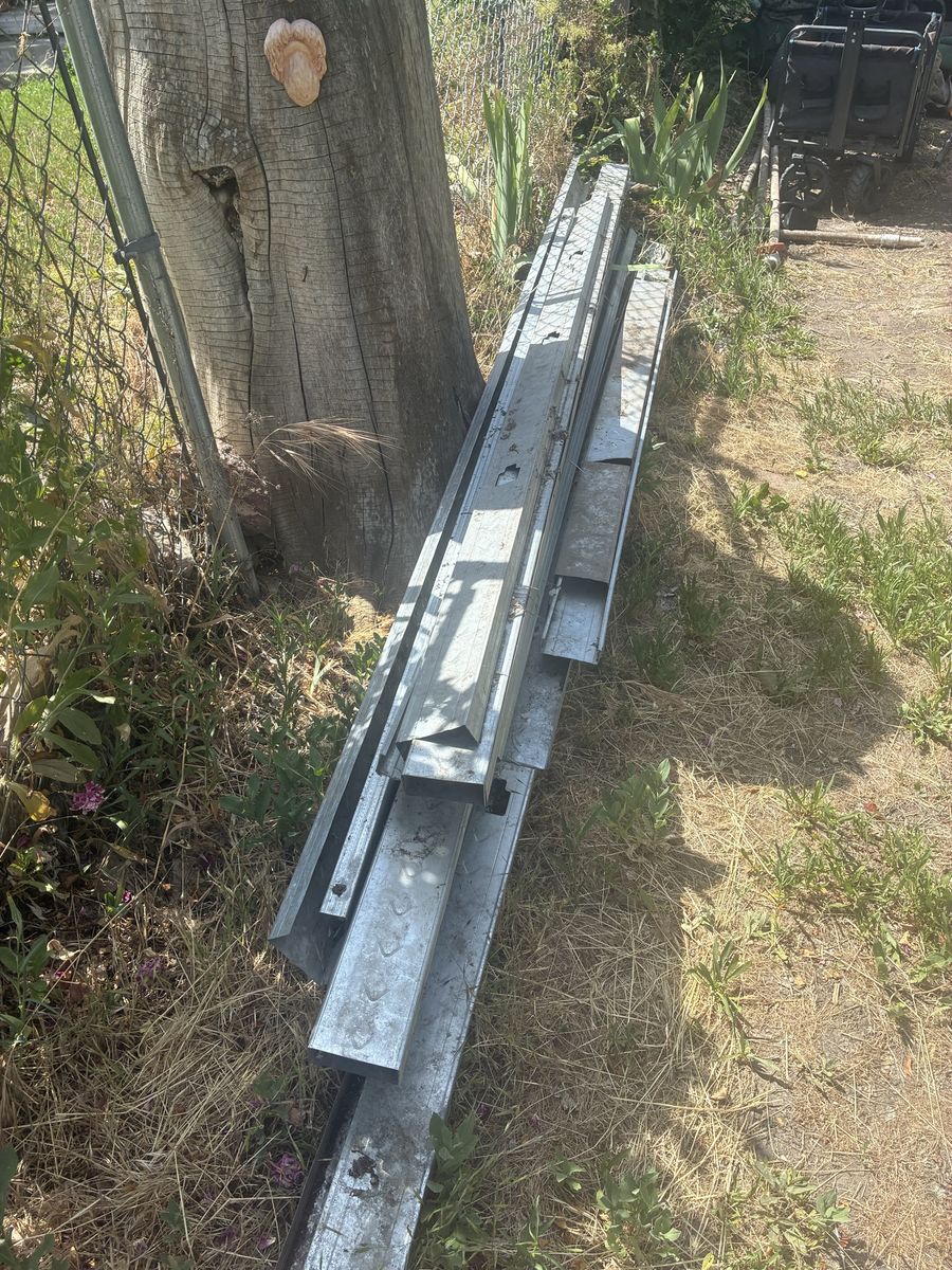 Galvanized steel Wall framing studs