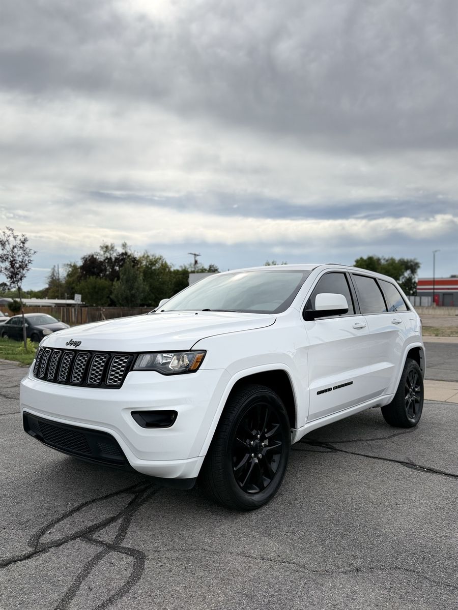 2018 Jeep Grand Cherokee Altitude