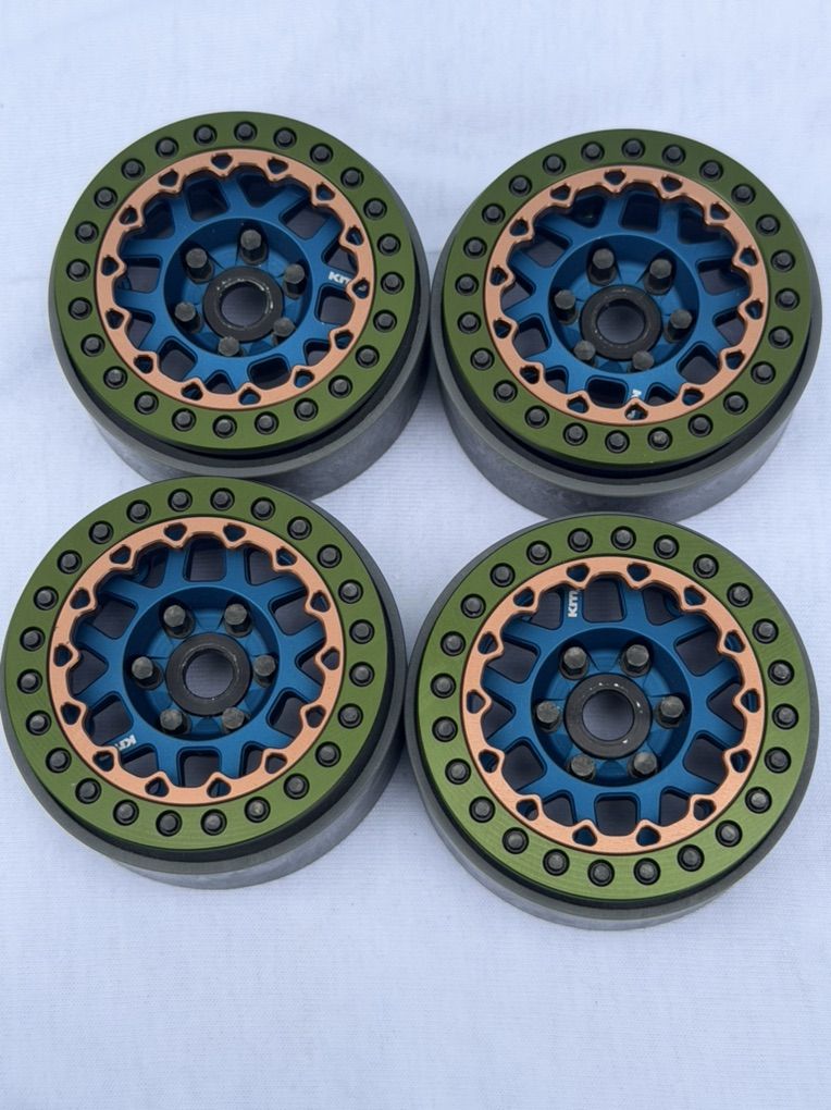 Beautiful Vanquish Scale 1.9 Fully Loaded