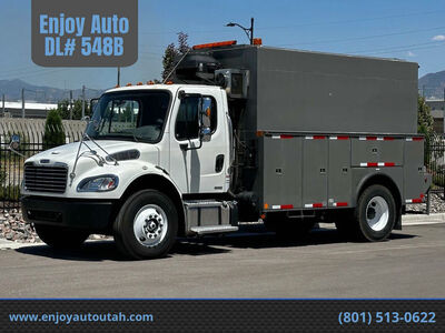 2012 Freightliner M2 106