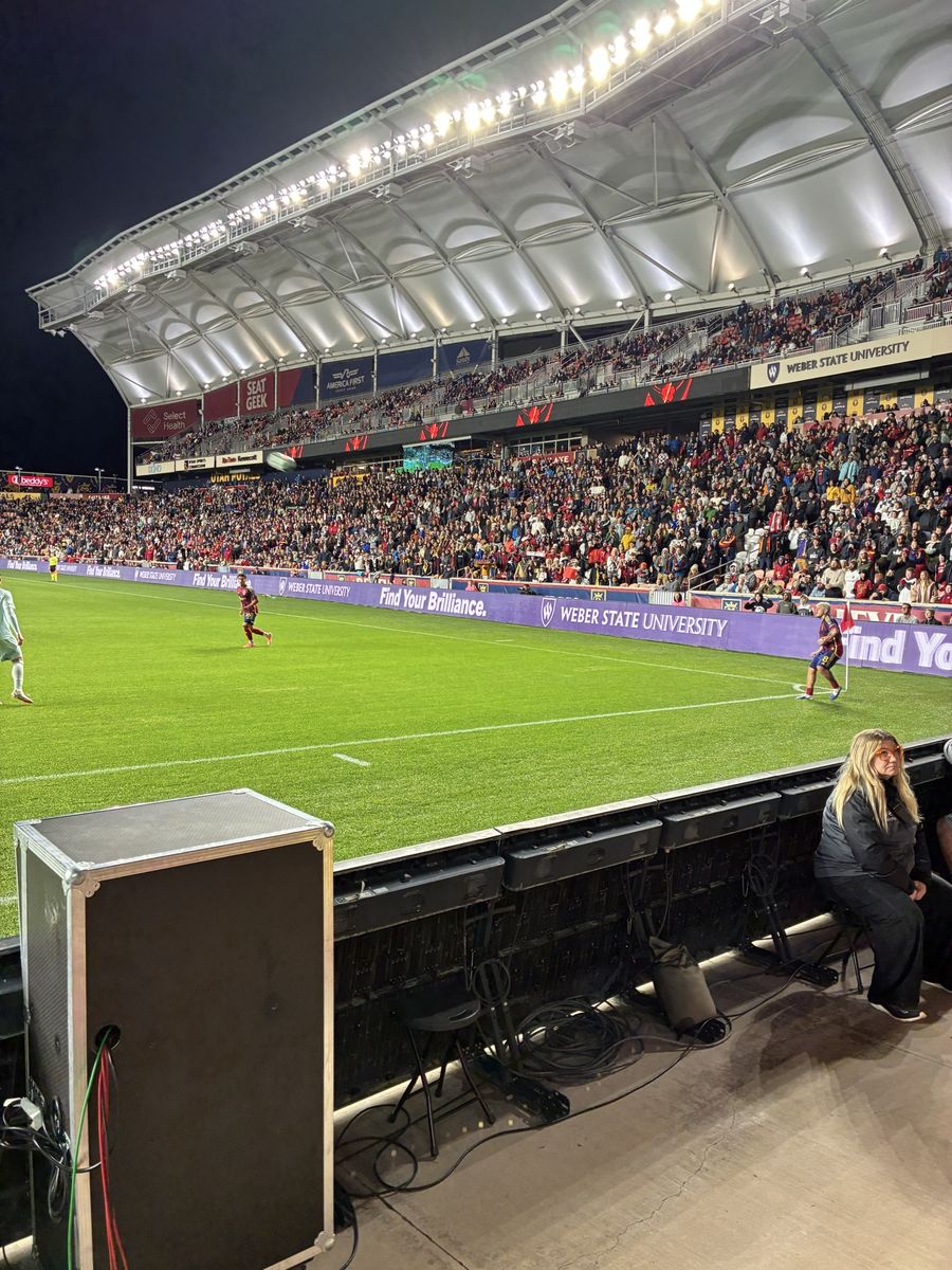 2 Front Row RSL Tickets 4/4