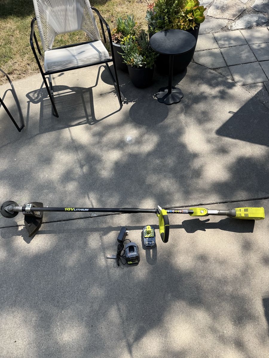 Ryobi ONE+ 18V Brushless Cordless String Trimmer with Battery and Charger