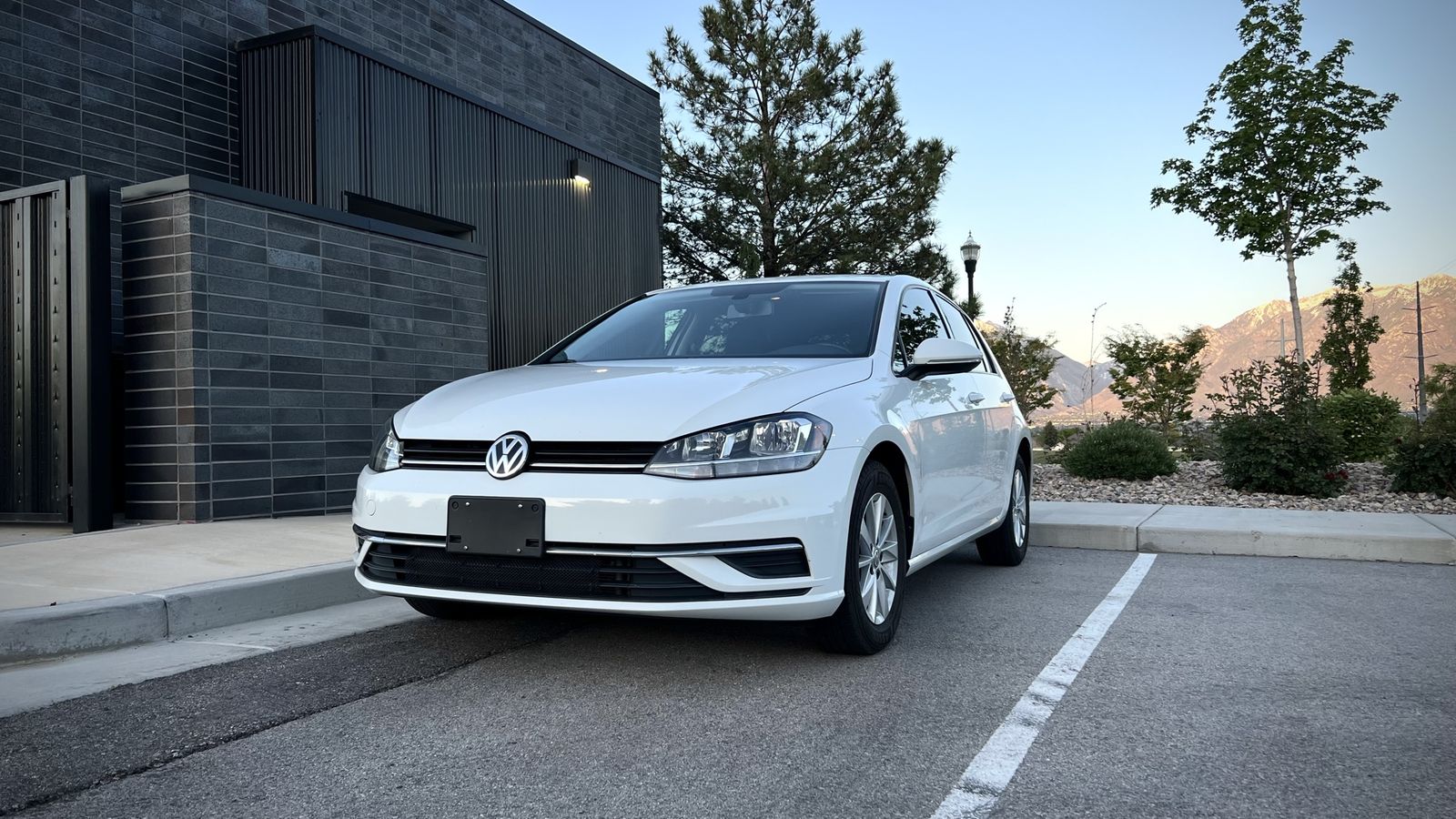 2019 Volkswagen Golf S