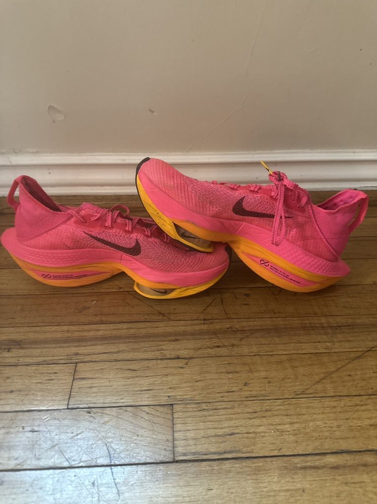 Nike Alphafly 2 W 9.5/ M 8