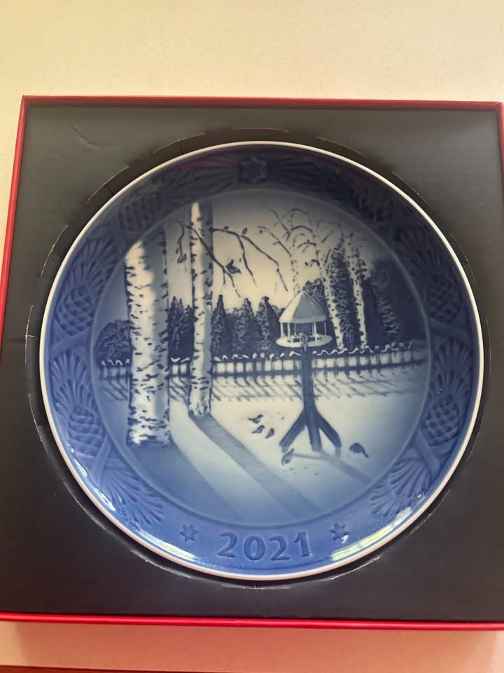 2021 Royal Copenhagen Bing Grondahl Christmas Plate
