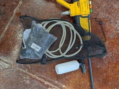 20v DeWalt pressure washer located in Spanish Fork