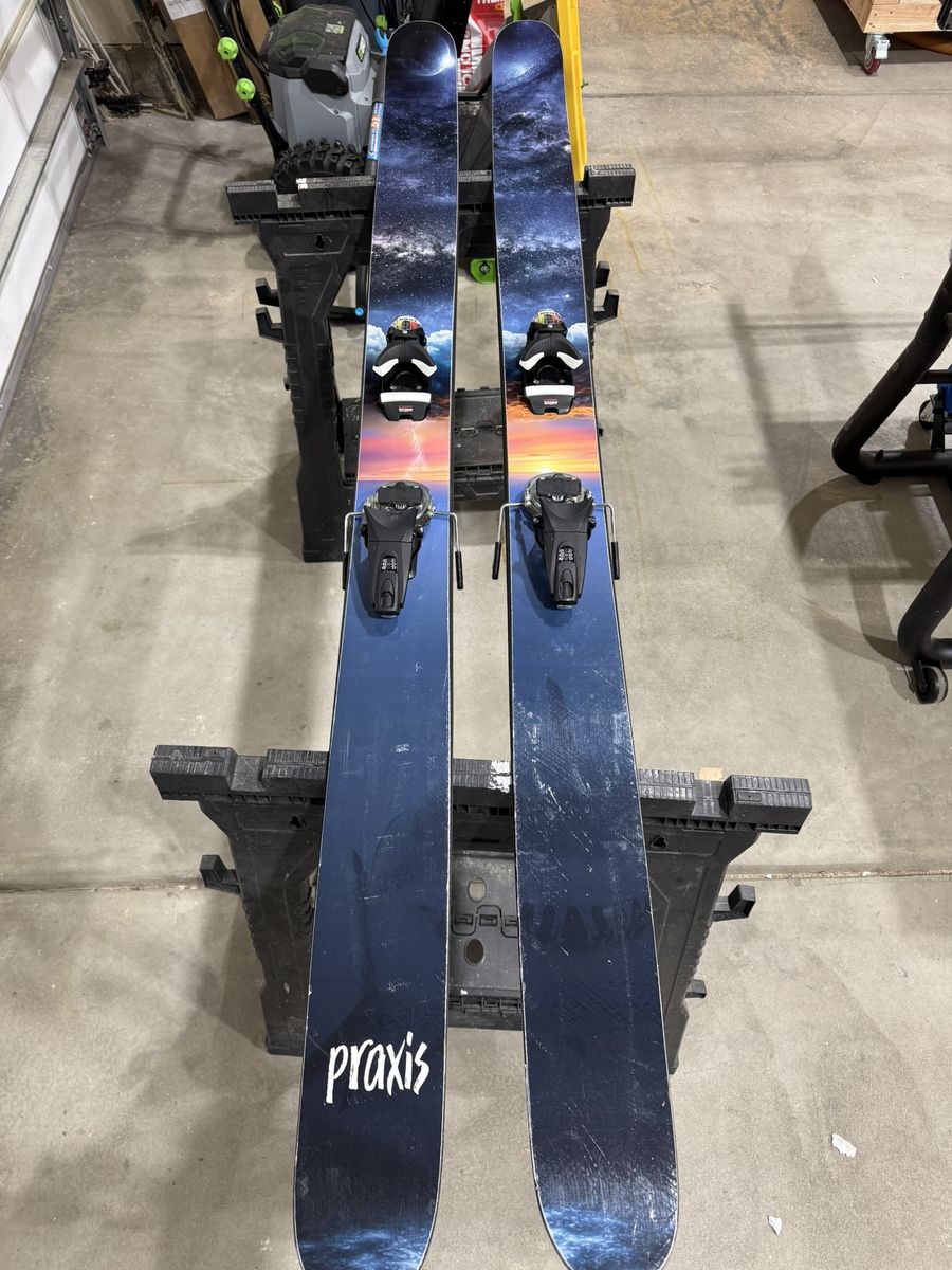 Praxis Protest 192cm