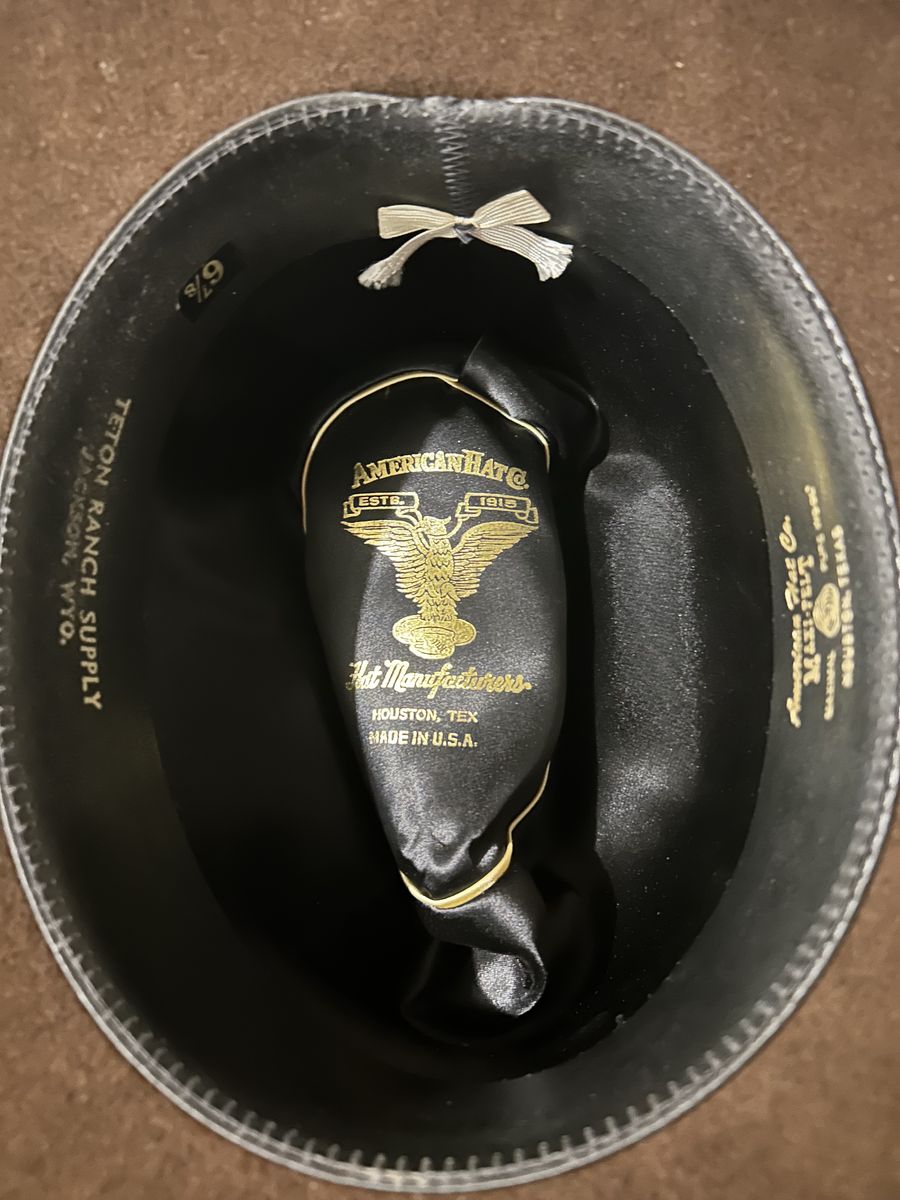 Main image 3