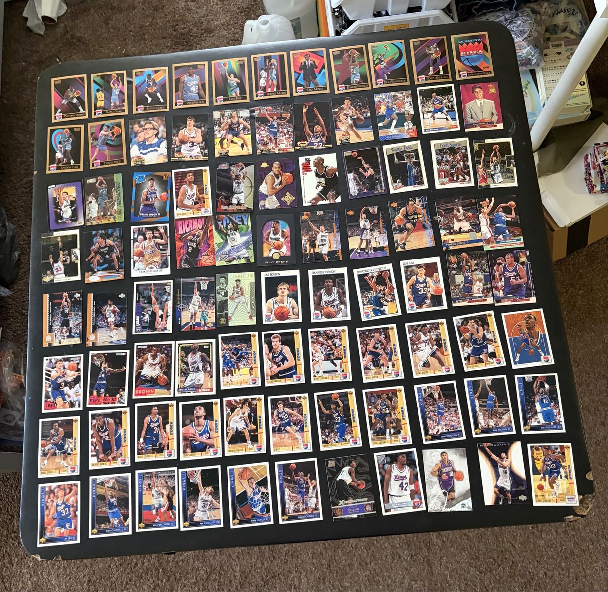 125+ Sacramento Kings NBA Basketball Trading Card Lot - Various Years & Brands - NO DUPLICATES 