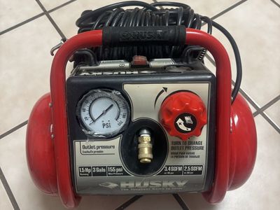 Husky 1.5 HP 3 Gallon 155 PSI Air Compressor with Hose and Nozzle