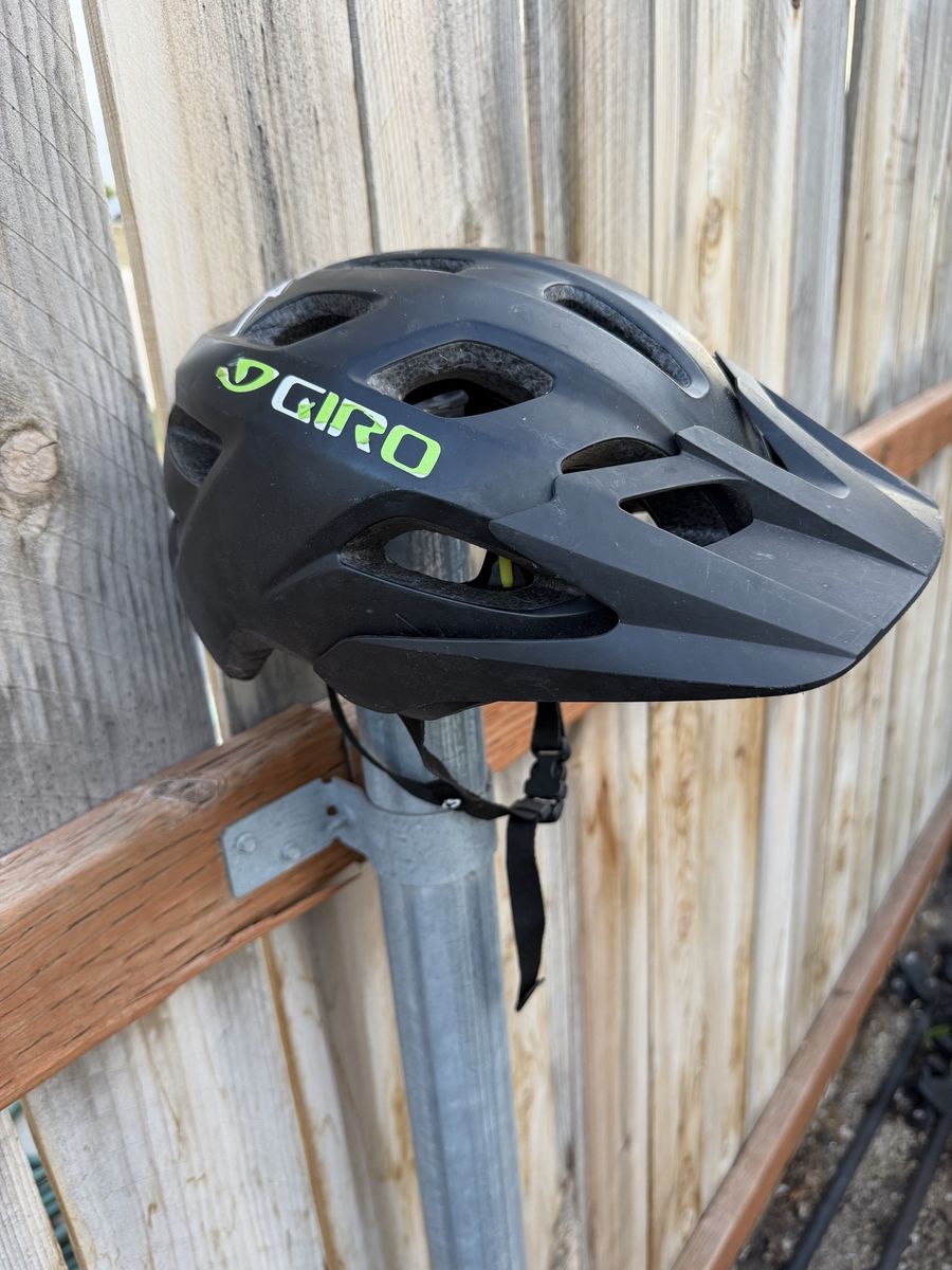 Kids Giro MIPS bicycle helmets