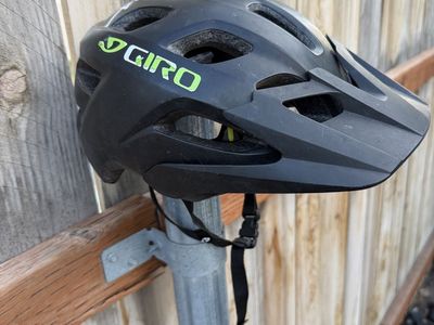 Kids Giro MIPS bicycle helmets