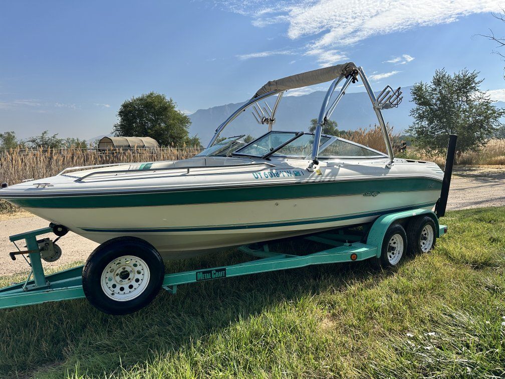 1992 Sea Ray 200BR