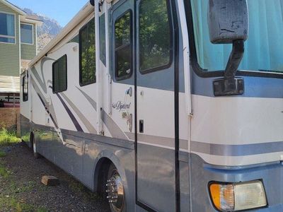 40 ft 2000 Monaco Diplomat Diesel Pusher Motorhome