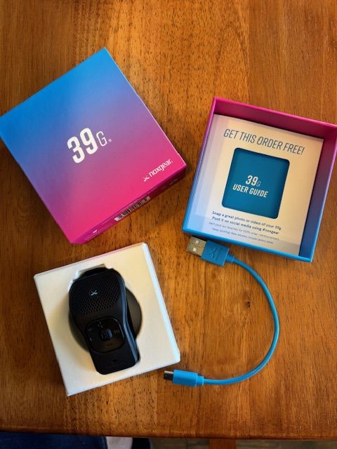 WEARABLE BLUETOOTH SPEAKER IN BOX