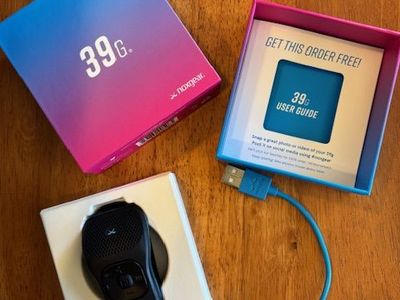 WEARABLE BLUETOOTH SPEAKER IN BOX