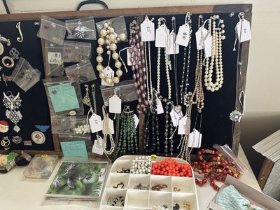 Hooper Estate Sale