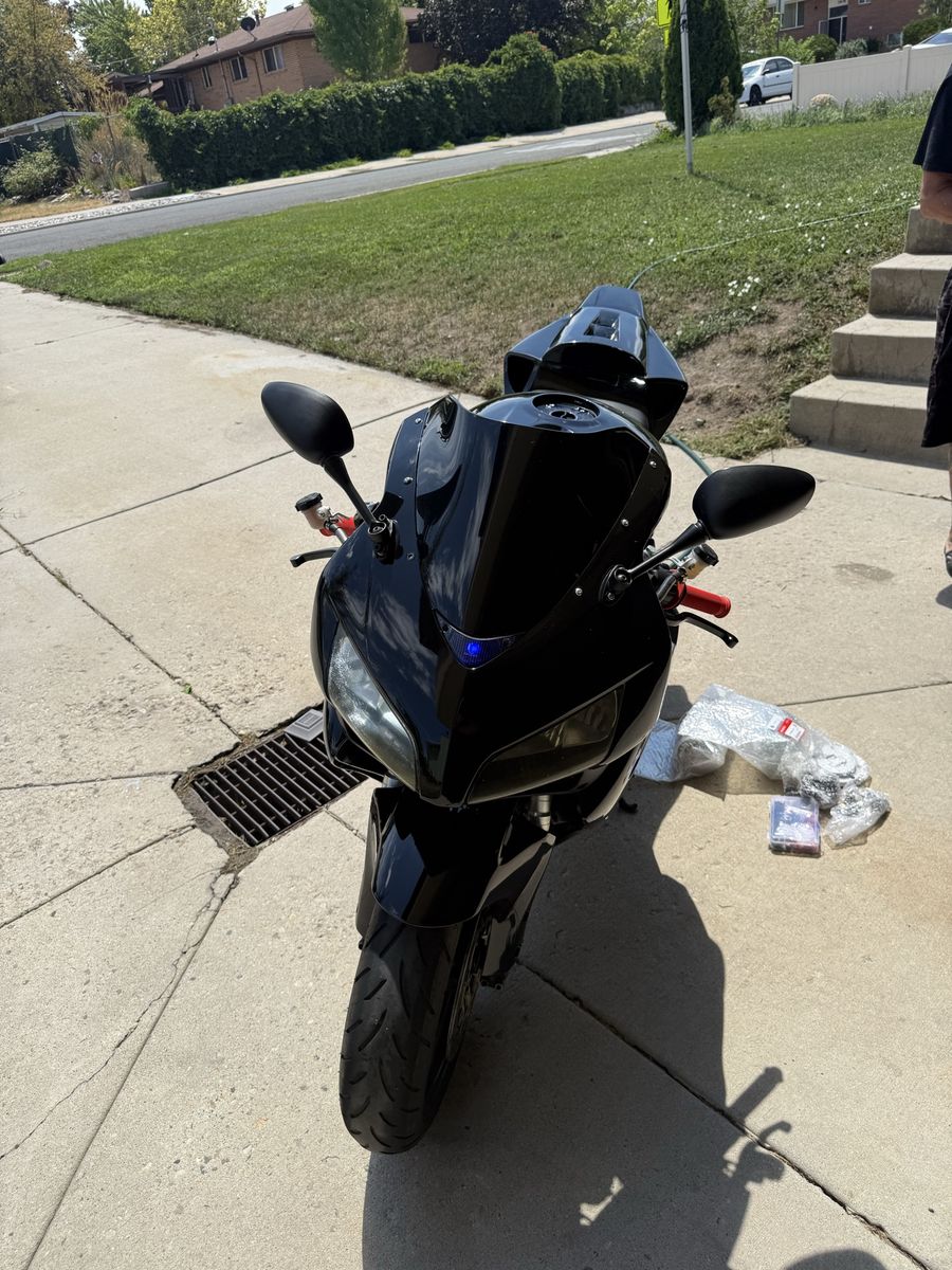 2004 Black Honda CBR1000RR Motorcycle - Sport Bike, Race Ready plus some