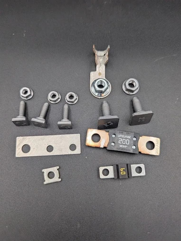 GM Snow Plow Prep FUSE KIT-OEM part # 84669070_01 Compatible with Part# 84731643