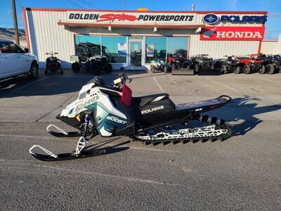 2026 Polaris® Patriot Boost RMK Khaos 165 Premium Matte Casecade Green / White Lightning