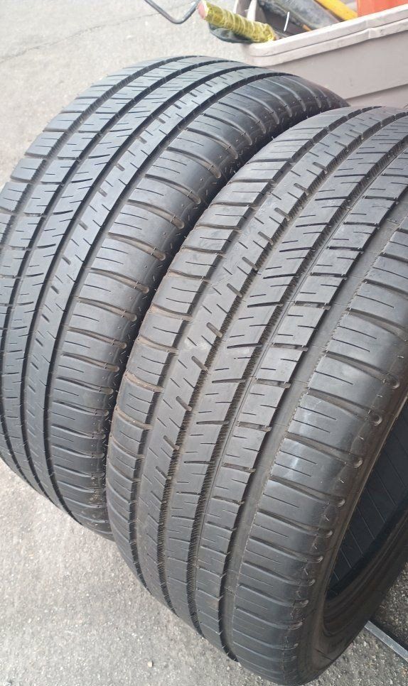 Nice Pair of 245/45ZR18 Tires