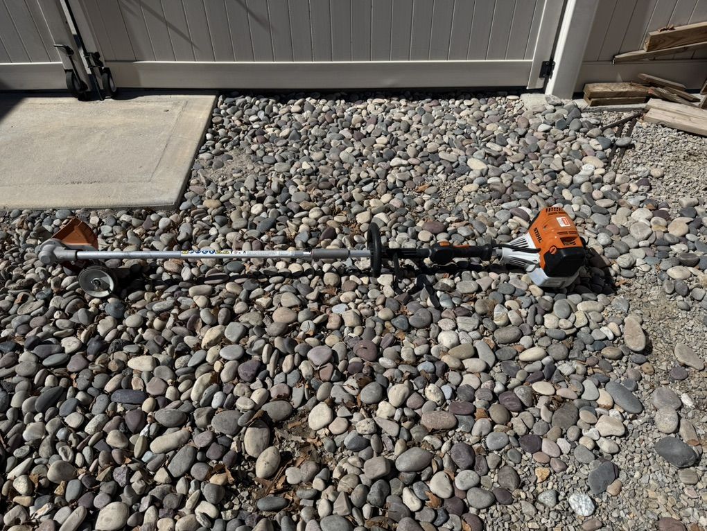 Stihl Commercial combo Head With Edger Attachment