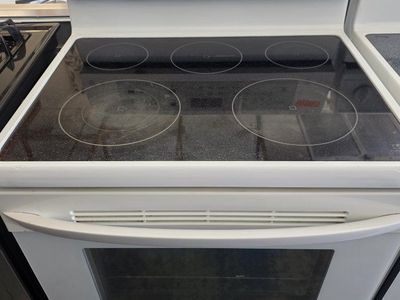 LG ELECTRIC STOVE