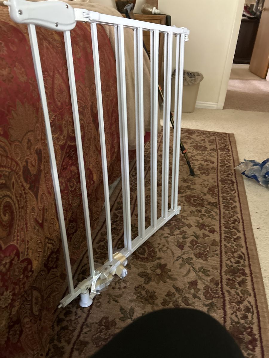 Baby gate