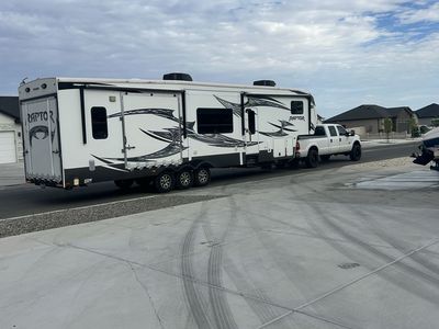 Keystone Raptor 2013 41 foot with 3slides and 14 foot garage