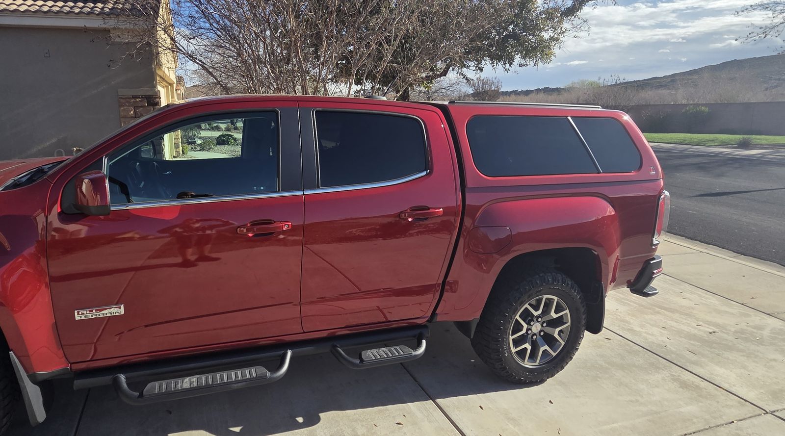 Leer 100XL Fiberglass Truck Shell for Sale $2900 OBO