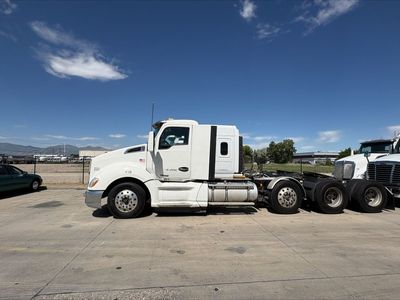2018 Kenworth T680 Day Cab – $39,000