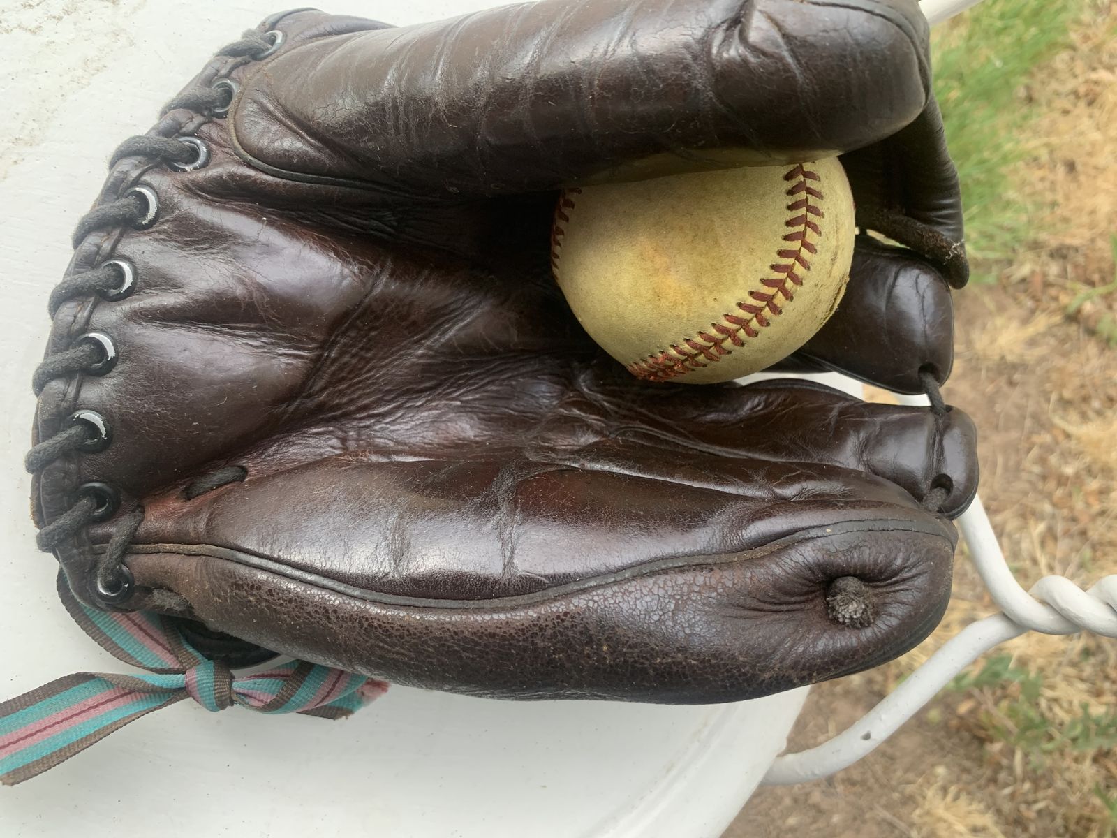 Vintage 1930s Dark Brown Leather Baseball Glove Mitt with Laces