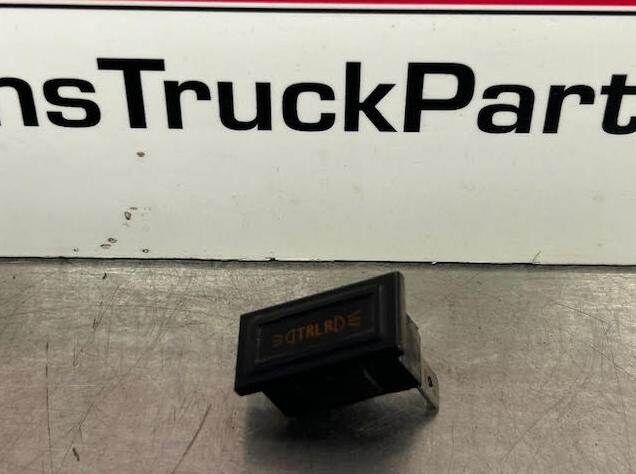 Used Kenworth Trailer Clearance Lamp-ID Symbol, Part # P54-1032-73