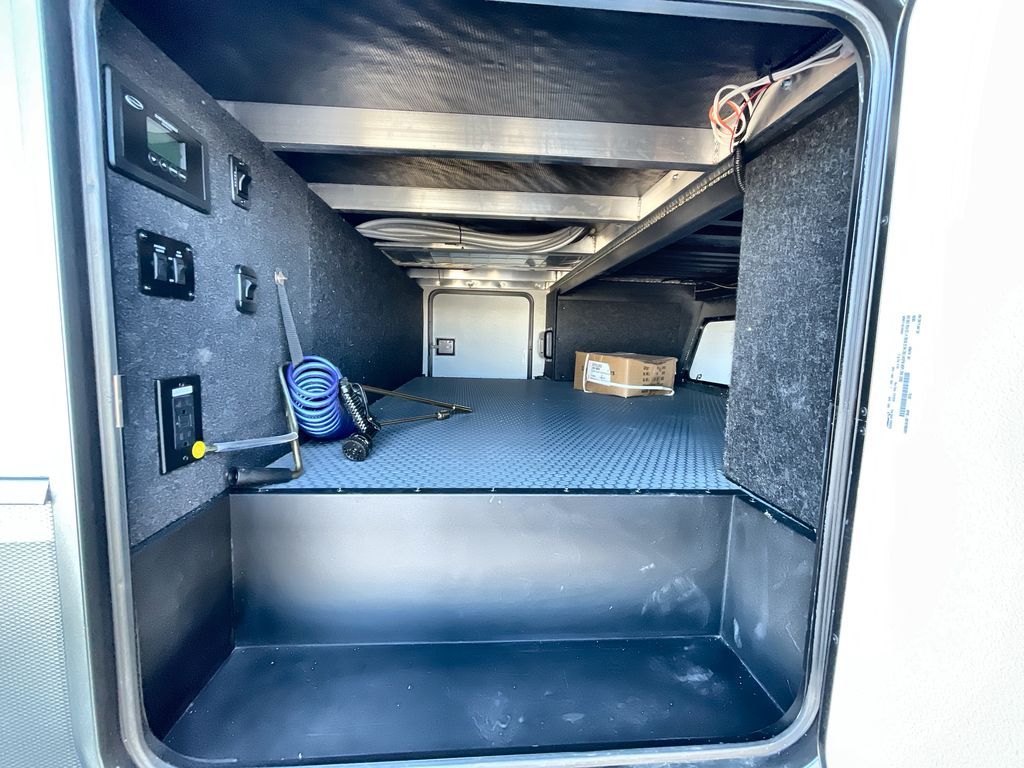 Main image 21
