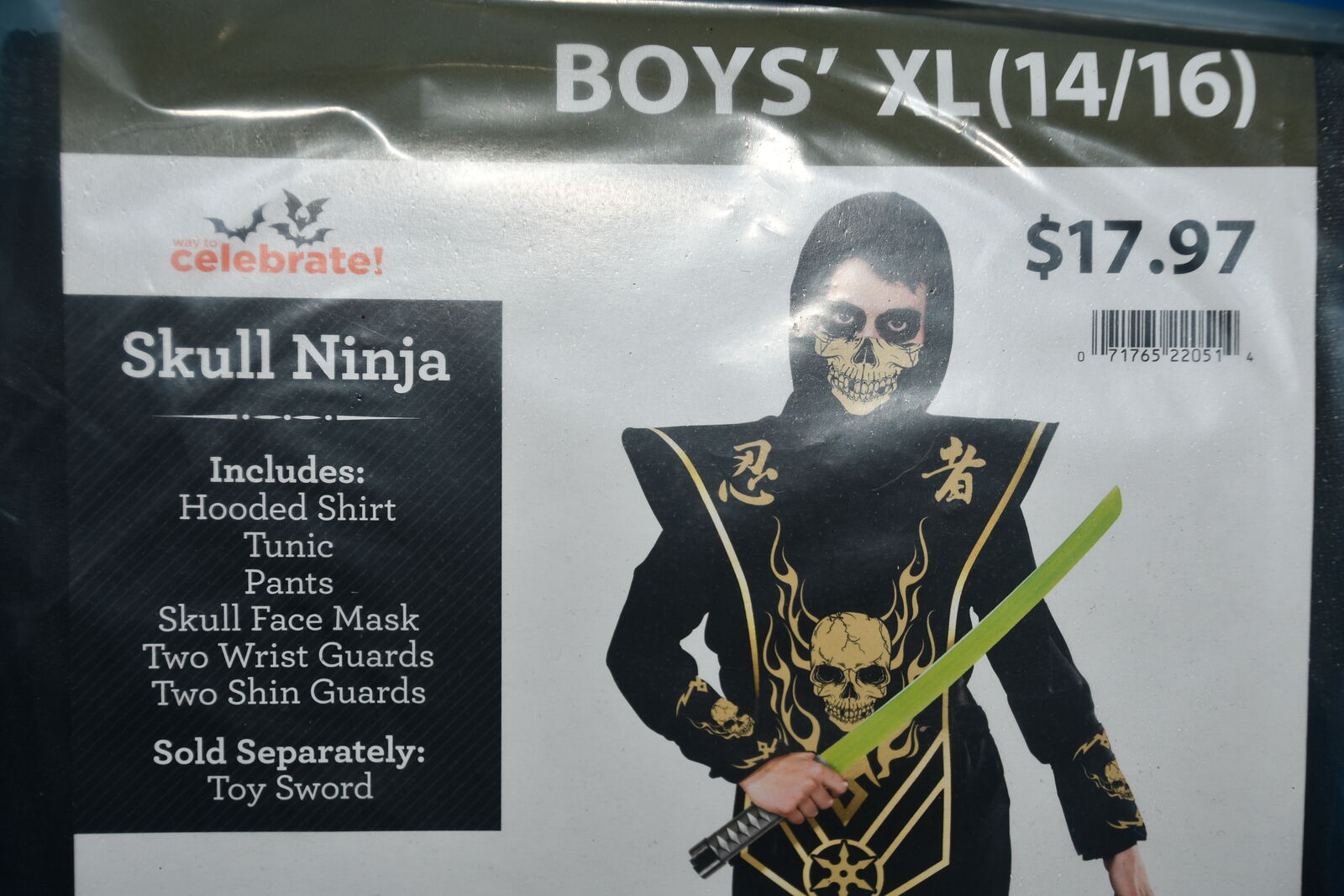 NIP BOYS "SKULL NINJA" HALLOWEEN COSTUME is SIZE XL (14-16)