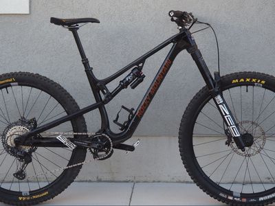 2022 Rocky Mountain Altitude Medium