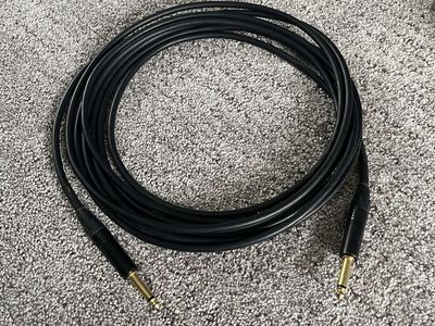 Neutrik Gold plated 1/4” cable for guitar, bass, keyboard, etc