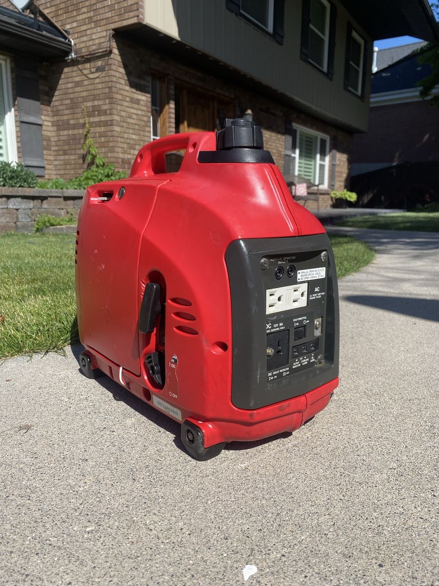 Honda EU1000i Inverter Generator — Starts Easy, Runs Great